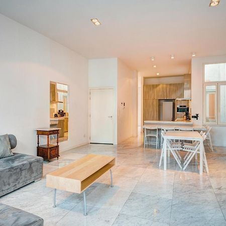 Three Bedroom Marble Apartment In The Heart Of Anvers Dış mekan fotoğraf