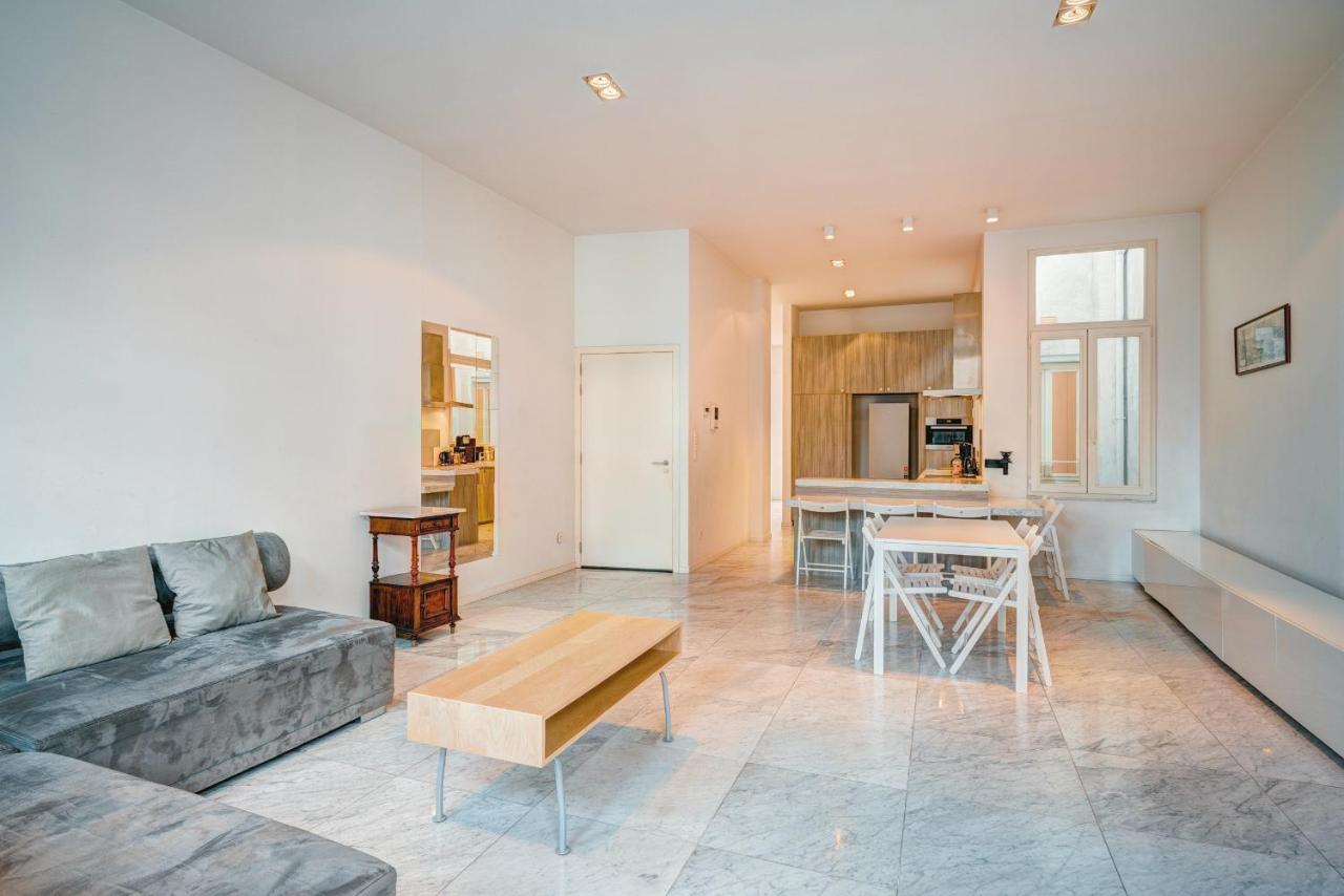 Three Bedroom Marble Apartment In The Heart Of Anvers Dış mekan fotoğraf