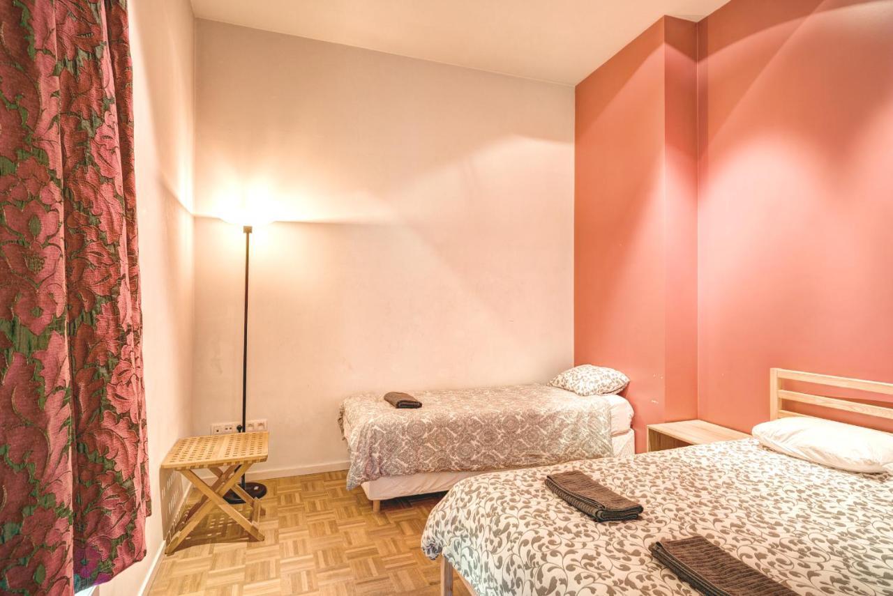 Three Bedroom Marble Apartment In The Heart Of Anvers Dış mekan fotoğraf