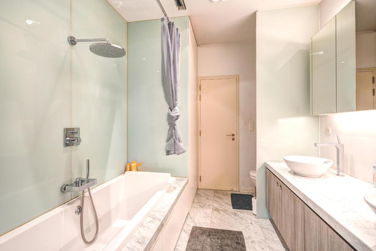 Three Bedroom Marble Apartment In The Heart Of Anvers Dış mekan fotoğraf